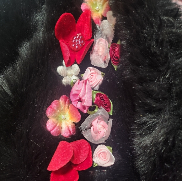 Cute fur coat w/ cute flowers jm orginals size 4 - Picture 5 of 5